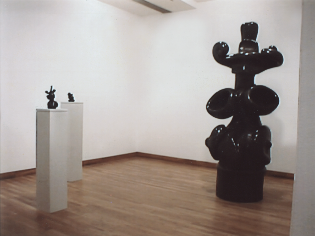 ‘Barry Flanagan’, Waddington Galleries and the Economist Plaza, London, UK (1998)